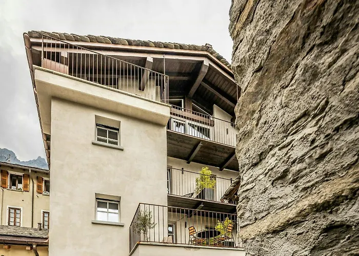 Contemporary Duplex In The Heart Of *